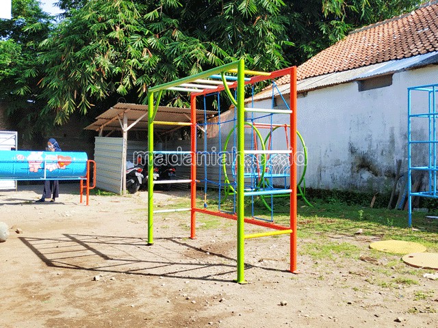 Jual Murah Mainan Monkey Bar Anak TK PAUD Halmahera Selatan