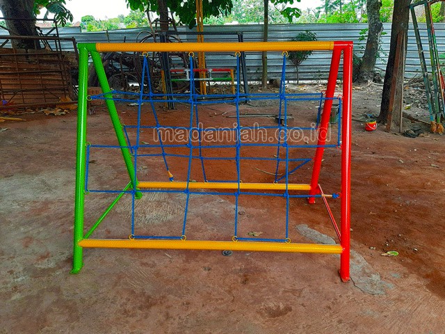 Jual Murah Mainan Panjat Tambang Segitiga Anak TK PAUD Bulungan