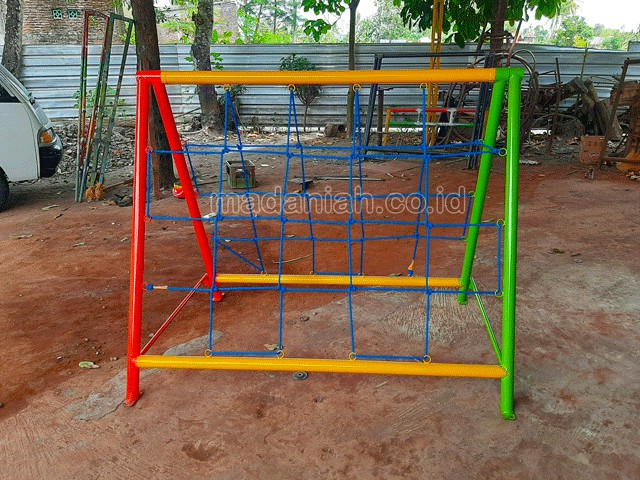 Jual Murah Mainan Panjat Tambang Segitiga Anak TK PAUD Buton Tengah
