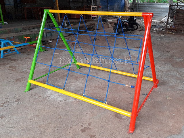 Jual Murah Mainan Panjat Tambang Segitiga Anak TK PAUD Kediri