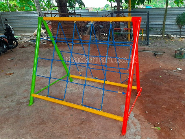 Jual Murah Mainan Panjat Tambang Segitiga Anak TK PAUD Mojokerto