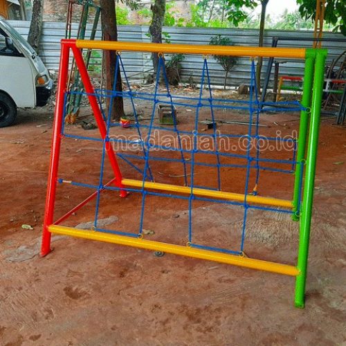 Jual Murah Mainan Panjat Tambang Segitiga Anak TK PAUD Nias Selatan