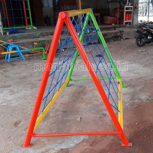 Jual Murah Mainan Panjat Tambang Segitiga Anak TK PAUD Purwakarta