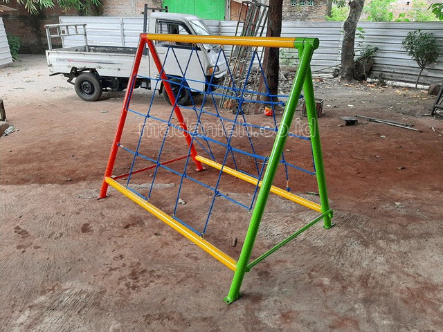 Jual Murah Mainan Panjat Tambang Segitiga Anak TK PAUD Tanggamus