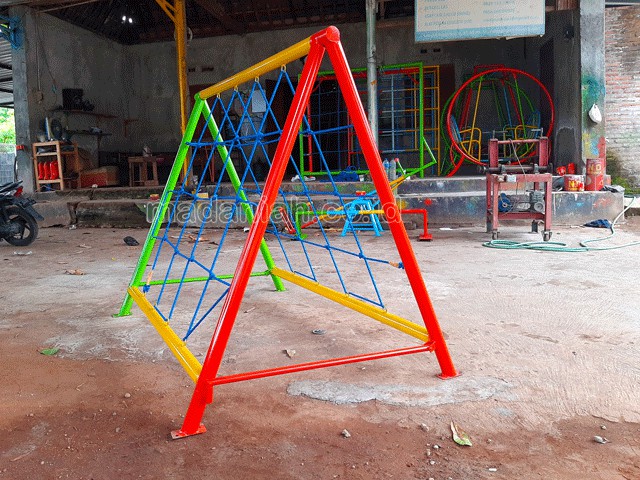 Jual Mainan Panjat Tambang Segitiga Anak TK PAUD Ogan Komering Ilir