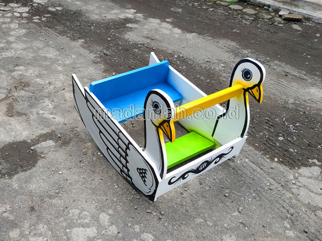 Jual Murah Mainan Angsa Goyang Anak TK PAUD Malaka