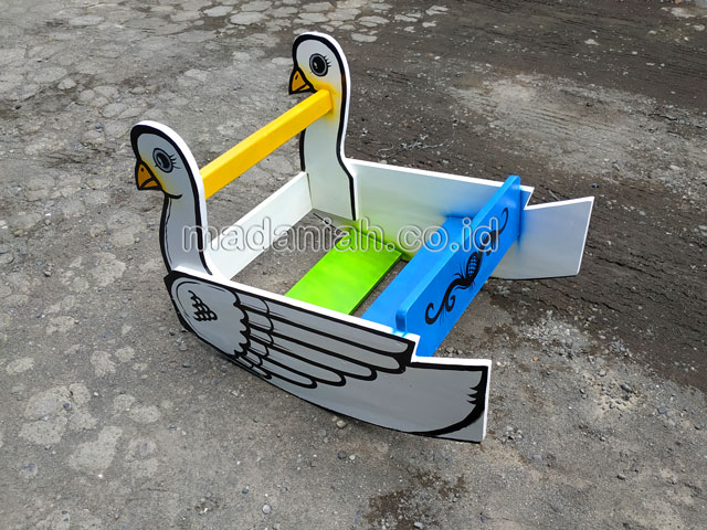 Jual Murah Mainan Angsa Goyang Anak TK PAUD Pinrang