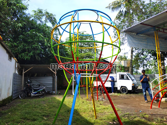 Jual Murah Mainan Bola Dunia Anak TK PAUD Belitung