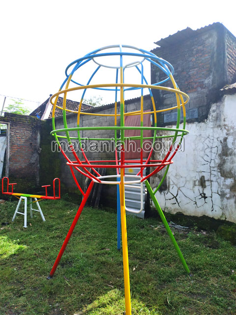 Jual Murah Mainan Bola Dunia Anak TK PAUD Dompu