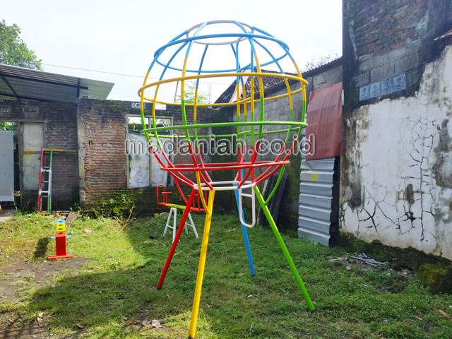 Jual Murah Mainan Bola Dunia Anak TK PAUD Flores Timur