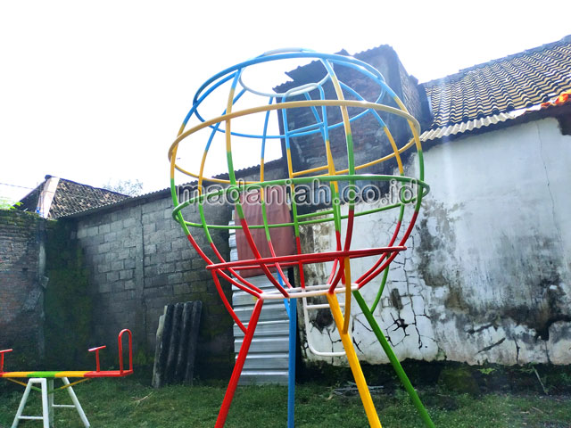 Jual Murah Mainan Bola Dunia Anak TK PAUD Kota Bitung