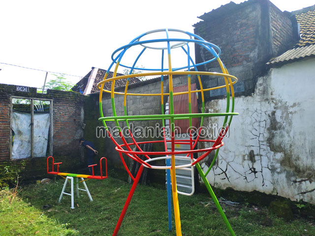 Jual Murah Mainan Bola Dunia Anak TK PAUD Kotawaringin Timur