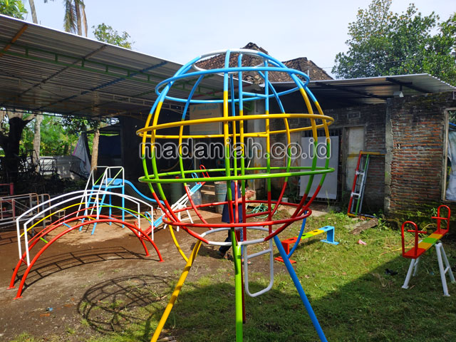 Jual Murah Mainan Bola Dunia Anak TK PAUD Sumba Barat Daya