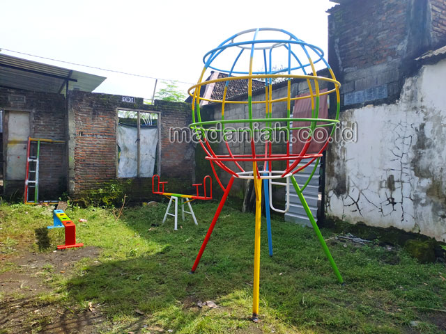 Jual Murah Mainan Bola Dunia Anak TK PAUD Takalar