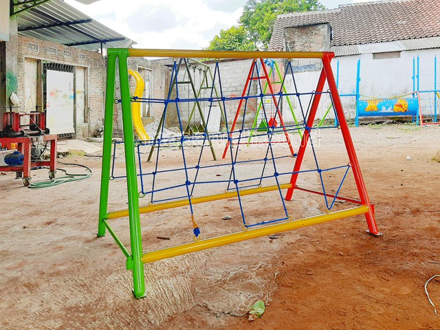 Jual Murah Mainan Panjat Tambang Segitiga Anak TK PAUD Kota Tomohon