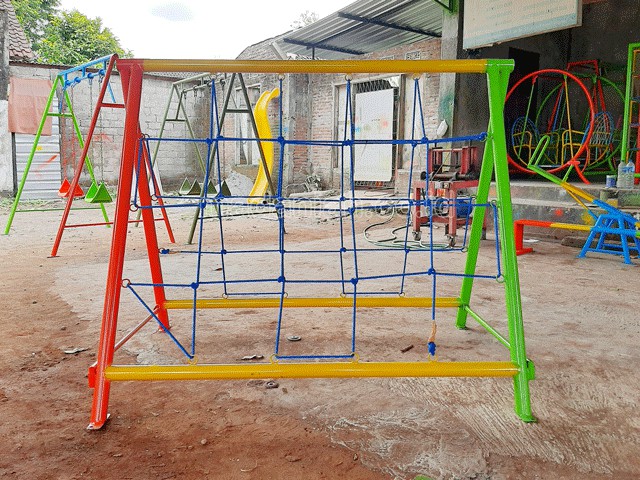 Jual Murah Mainan Panjat Tambang Segitiga Anak TK PAUD Pulang Pisau