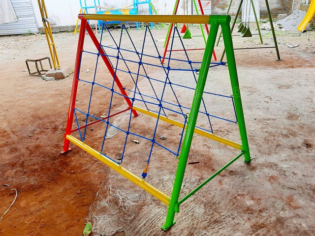 Jual Murah Mainan Panjat Tambang Segitiga Anak TK PAUD Sinjai