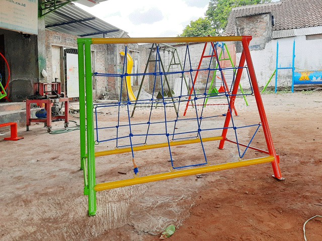 Jual Murah Mainan Panjat Tambang Segitiga Anak TK PAUD Tanah Datar