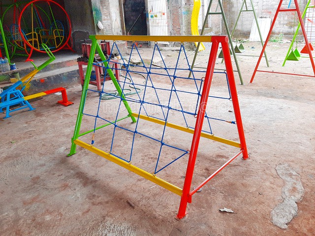 Jual Mainan Panjat Tambang Segitiga Anak TK PAUD Barito Selatan