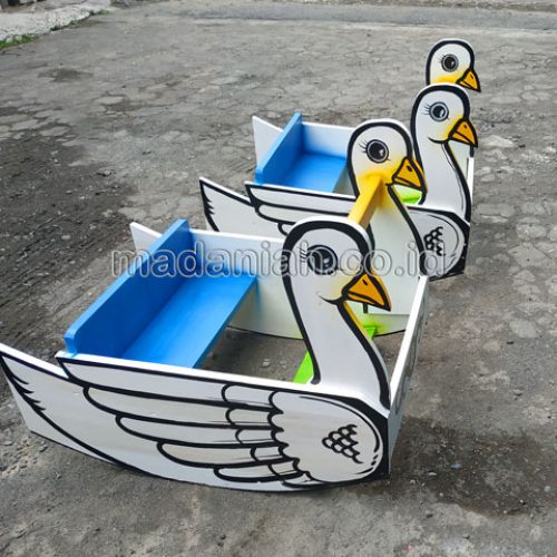 Jual Murah Mainan Angsa Goyang Anak TK PAUD Flores Timur Jual Murah Mainan Angsa Goyang Anak TK PAUD Flores Timur
