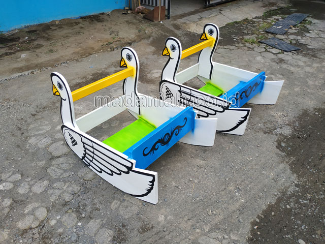 Jual Murah Mainan Angsa Goyang Anak TK PAUD Pesisir Selatan
