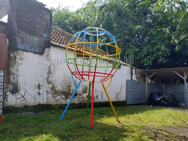 Jual Murah Mainan Bola Dunia Anak TK PAUD Jeneponto