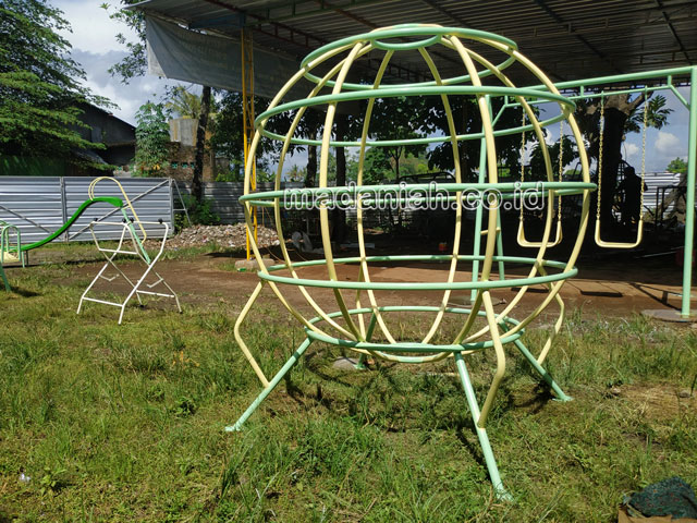 Jual Murah Mainan Bola Dunia Anak TK PAUD Ketapang