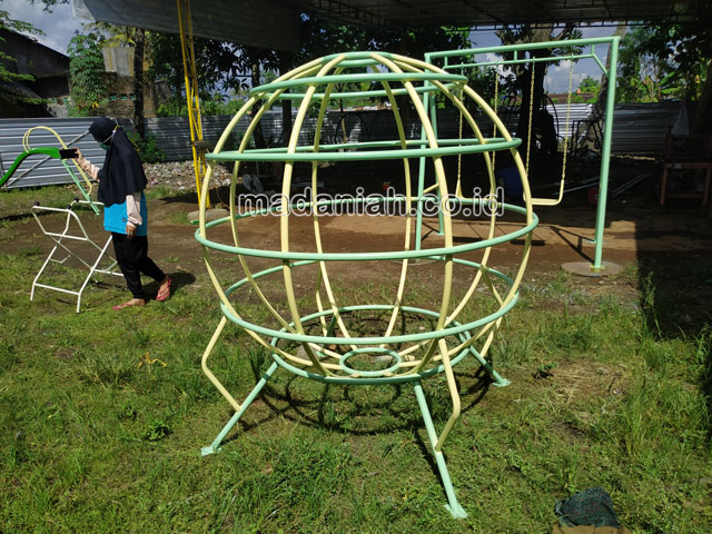 Jual Murah Mainan Bola Dunia Anak TK PAUD Kota Solok