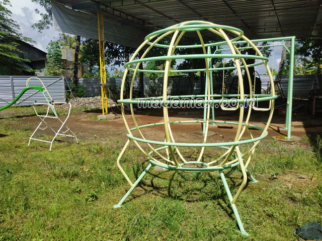 Jual Murah Mainan Bola Dunia Anak TK PAUD Lamandau