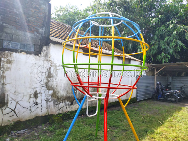 Jual Murah Mainan Bola Dunia Anak TK PAUD Mamuju