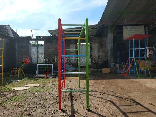 Jual Murah Mainan Monkey Bar Anak TK PAUD Mamuju