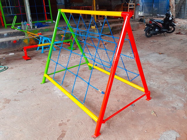 Jual Murah Mainan Panjat Tambang Segitiga Anak TK PAUD Belitung
