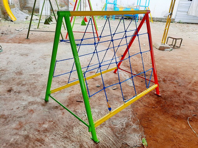 Jual Murah Mainan Panjat Tambang Segitiga Anak TK PAUD Sorong Selatan