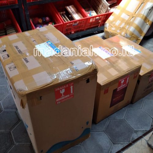 Toko Alat Peraga Edukatif Sukolilo, Surabaya, Jawa Timur