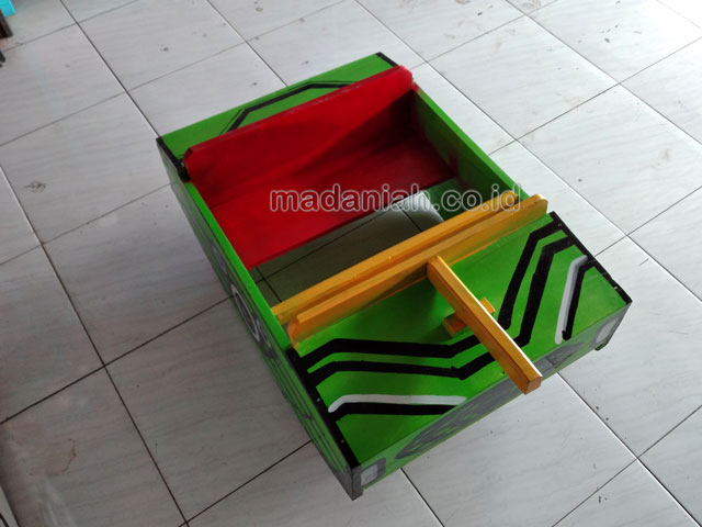 Jual Harga Murah Mainan Tank Goyang Anak TK PAUD Karawang
