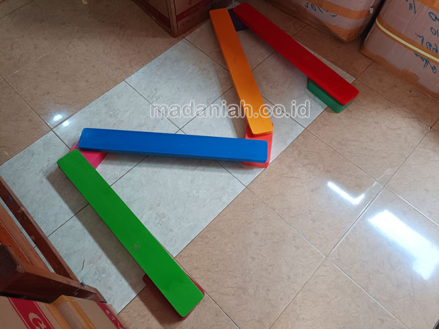 Jual Mainan Papan Titian Kayu Anak TK PAUD Bener Meriah