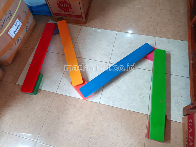 Jual Mainan Papan Titian Kayu Anak TK PAUD Kota Surabaya