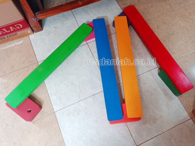 Jual Murah Mainan Papan Titian Kayu Anak TK PAUD Kota Depok