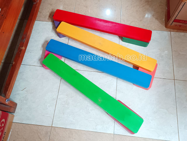 Jual Murah Mainan Papan Titian Kayu Anak TK PAUD Mojokerto