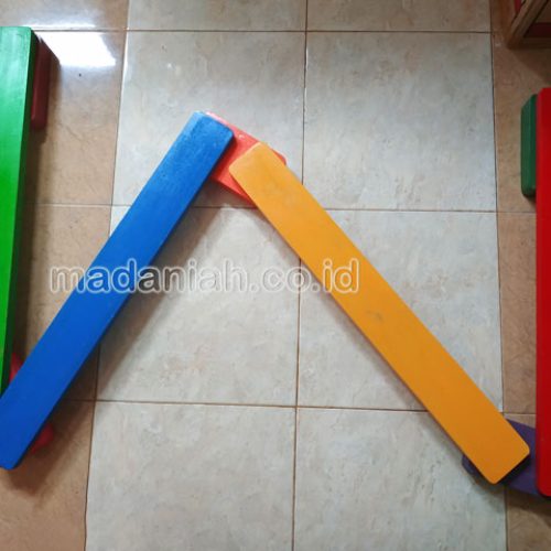Jual Murah Mainan Papan Titian Kayu Anak TK PAUD Nagan Raya Jual Murah Mainan Papan Titian Kayu Anak TK PAUD Nagan Raya