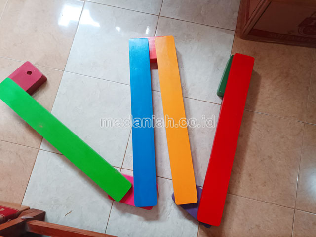 Jual Murah Mainan Papan Titian Kayu Anak TK PAUD Pasuruan
