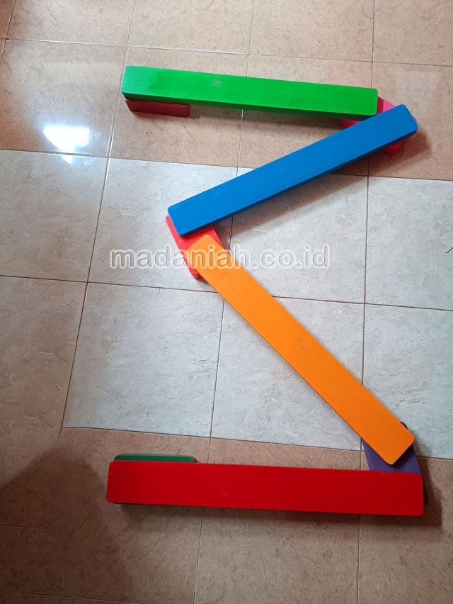 Jual Murah Mainan Papan Titian Kayu Anak TK PAUD Situbondo