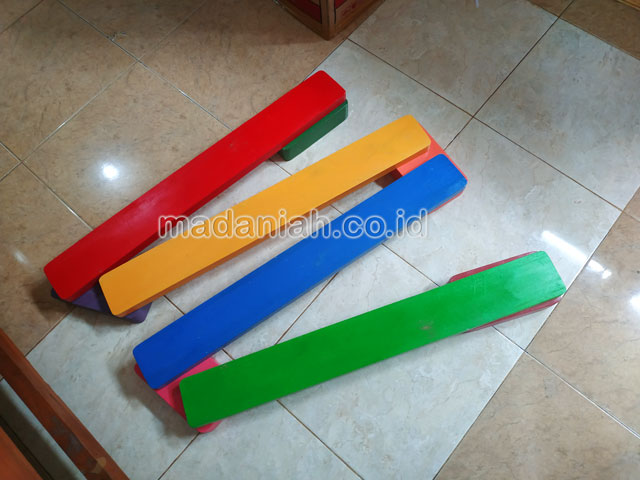 Jual Murah Mainan Papan Titian Kayu Anak TK PAUD Subang