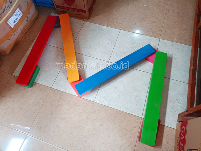 Jual Murah Mainan Papan Titian Kayu Anak TK PAUD Sukabumi
