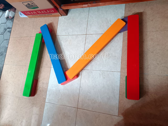 Jual Murah Mainan Papan Titian Kayu Anak TK PAUD Sumenep