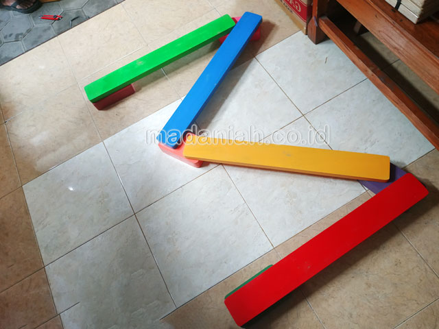 Jual Mainan Papan Titian Kayu Anak TK Purworejo