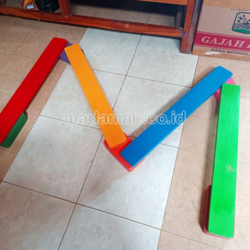 Jual Mainan Papan Titian Kayu Anak TK Kota Malang Jawa Timur Jual Mainan Papan Titian Kayu Anak TK Kota Malang Jawa Timur