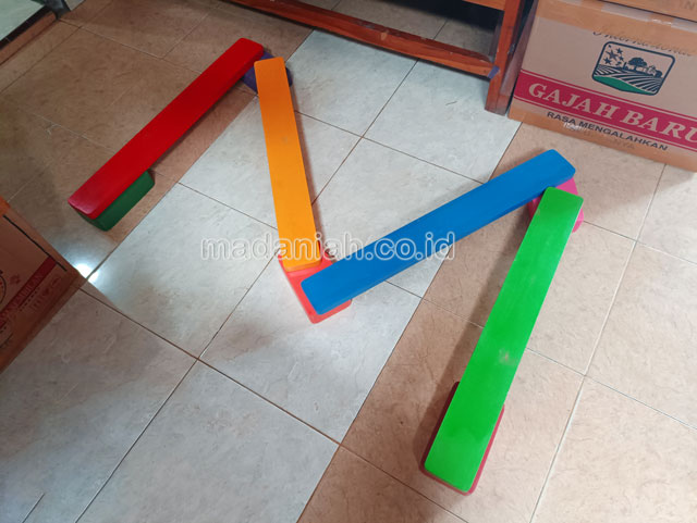 Jual Mainan Papan Titian Kayu Anak TK Kota Probolinggo Jawa Timur