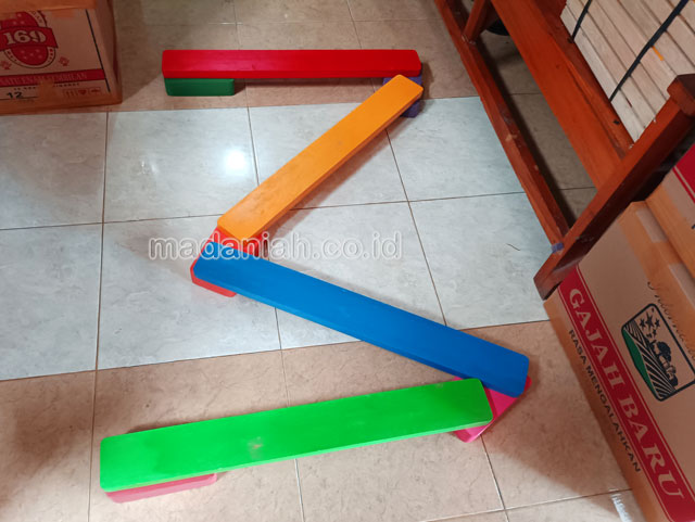 Jual Mainan Papan Titian Kayu Anak TK Balikpapan Kalimantan Timur