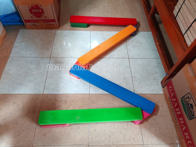 Jual Mainan Papan Titian Kayu Anak TK Barito Selatan Kalimantan Tengah